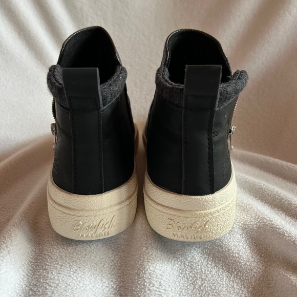 Blowfish Malibu Women's Black Lizard Print Walkabout Sneaker Bootie, Sz 8.5 NWOB - Picture 6 of 12